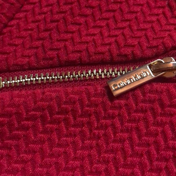 Calvin Klein 3/4 sleeve Top - Picture 2 of 3